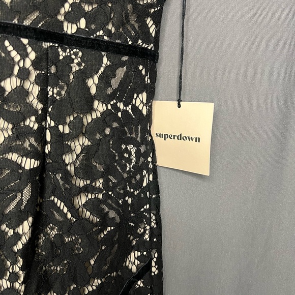 superdown - Aria Lace Mini cocktail Dress - Picture 4 of 5